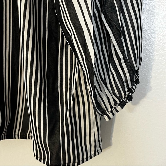Everlane The Gathered Shirt Striped Black White Long Sleeve Blouse Size XXL NWT - Picture 6 of 8